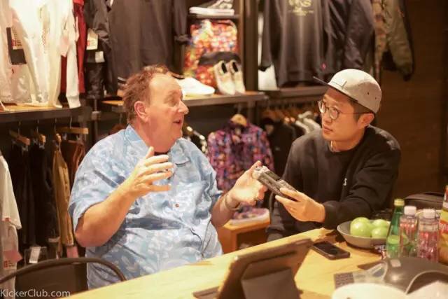 Vans 50 周年!创始人携两大传奇滑手现身 Vans China 上海总部-Vans爱好者