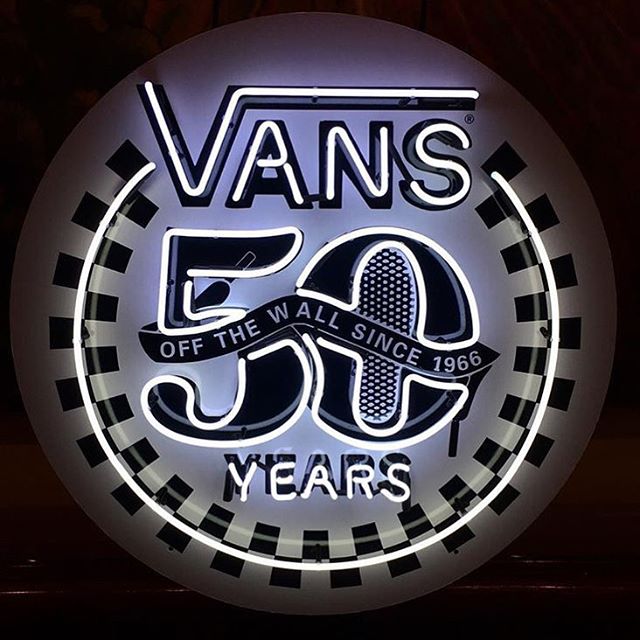 Vans 携手跨领域代表人物,向传奇鞋款 Sk8-Hi 致敬-Vans爱好者