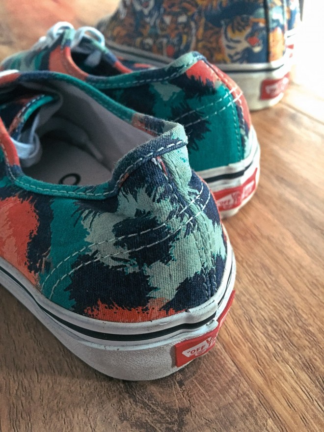 【上手玩】我的 KENZO 情结:KENZO x Vans 联名老鞋-Vans爱好者