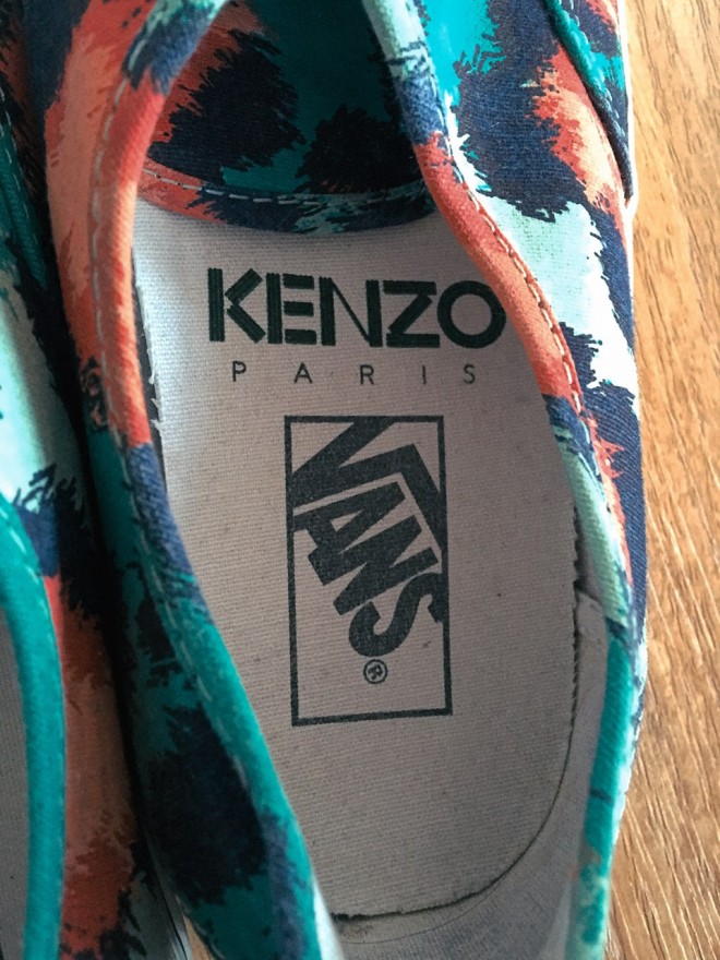 【上手玩】我的 KENZO 情结:KENZO x Vans 联名老鞋-Vans爱好者
