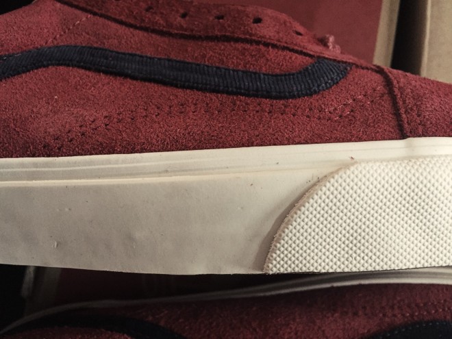 【上手玩】买双骚红过新年!Vans Old Skool Reissue+ 开箱文-Vans爱好者