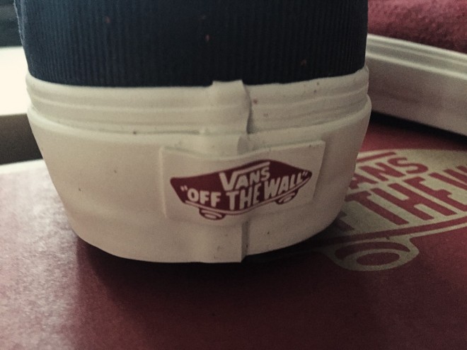 【上手玩】买双骚红过新年!Vans Old Skool Reissue+ 开箱文-Vans爱好者