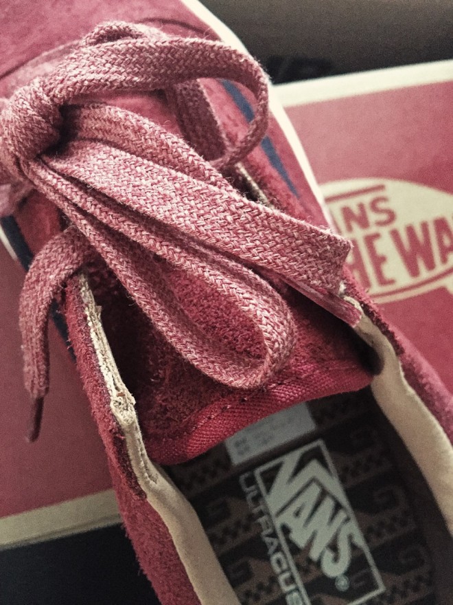 【上手玩】买双骚红过新年!Vans Old Skool Reissue+ 开箱文-Vans爱好者