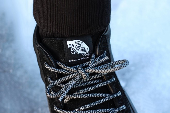 Raised by Wolves x Off The Hook x Vans 三方联名预览-Vans爱好者