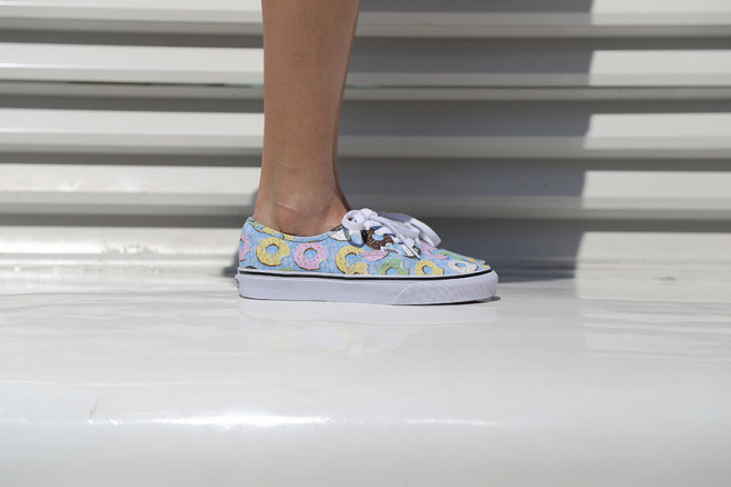 【上脚照】中国有售，Vans 2016 春季新品上脚-Vans爱好者