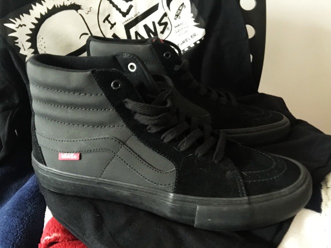 【上手玩】Vans Vault、Pro、MTE 三大支线四双黑色鞋款-Vans爱好者