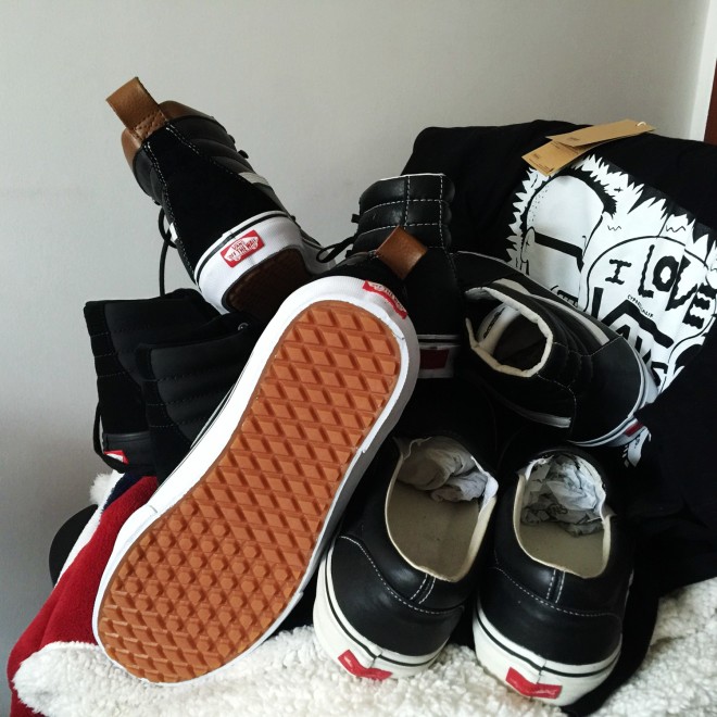【上手玩】Vans Vault、Pro、MTE 三大支线四双黑色鞋款-Vans爱好者