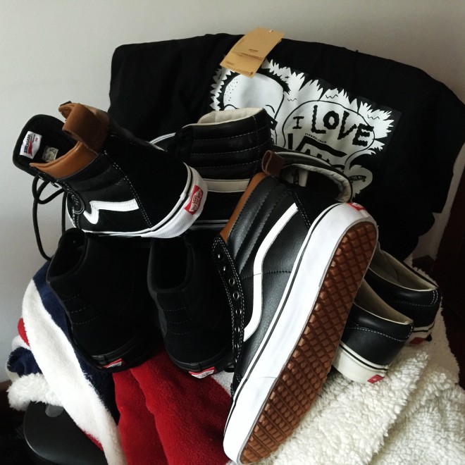 【上手玩】Vans Vault、Pro、MTE 三大支线四双黑色鞋款-Vans爱好者