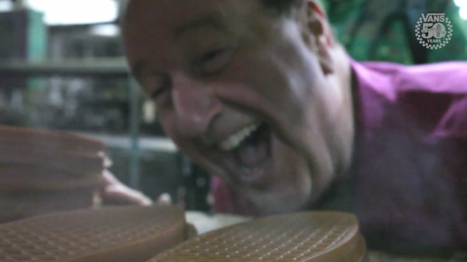 Steve Van Doren 和 Christian Hosoi 带你看 Vans 鞋是如何生产出来-Vans爱好者