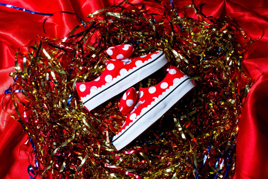详览 | Disney x Vans 米老鼠 90 周年联名系列-Vans爱好者