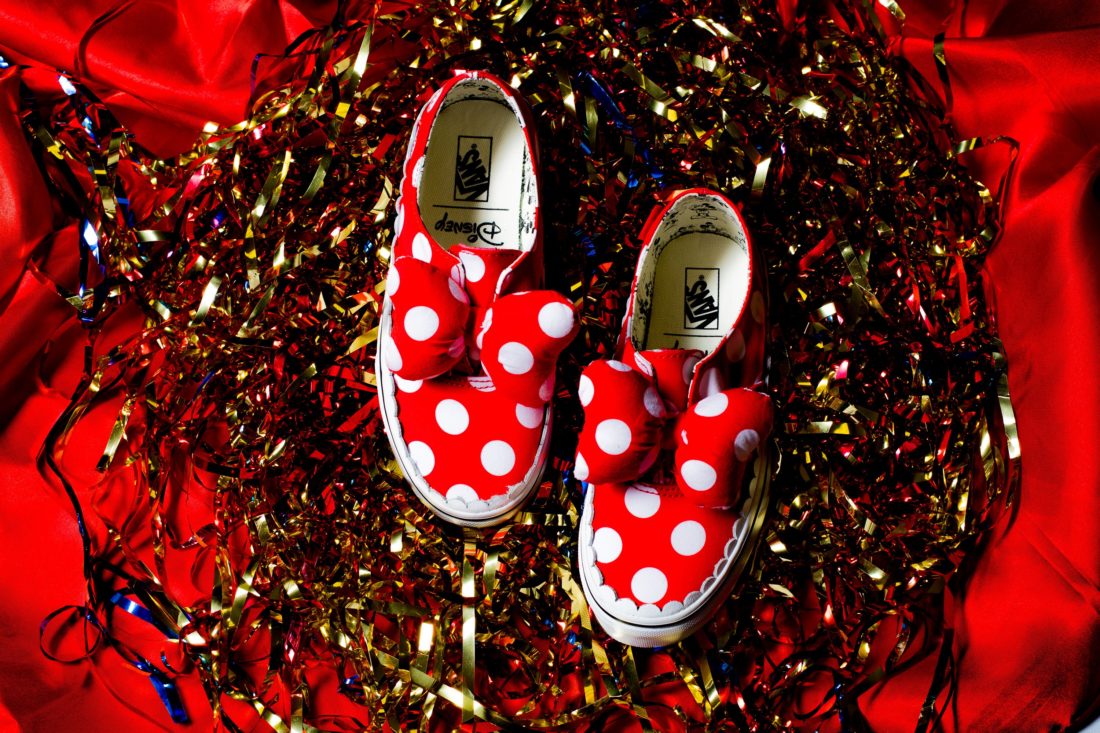 详览 | Disney x Vans 米老鼠 90 周年联名系列-Vans爱好者