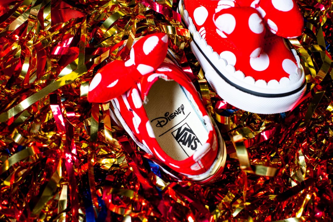 详览 | Disney x Vans 米老鼠 90 周年联名系列-Vans爱好者