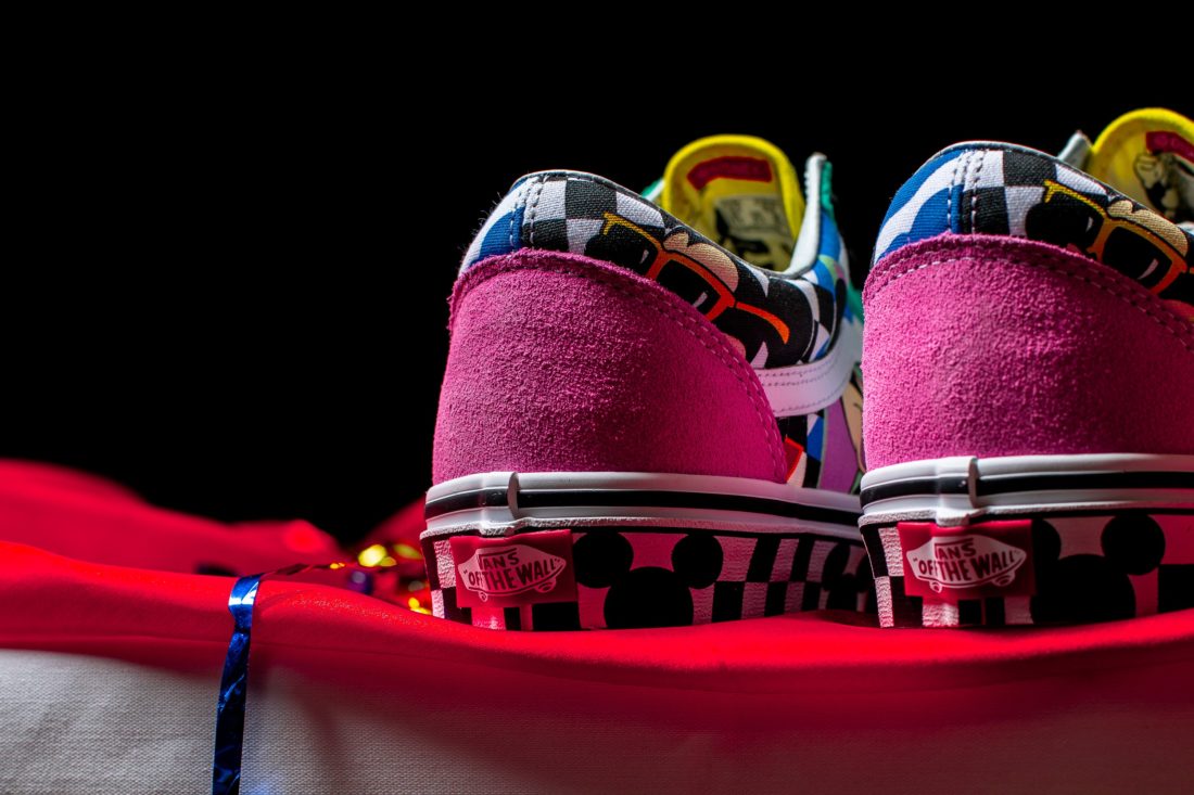 详览 | Disney x Vans 米老鼠 90 周年联名系列-Vans爱好者