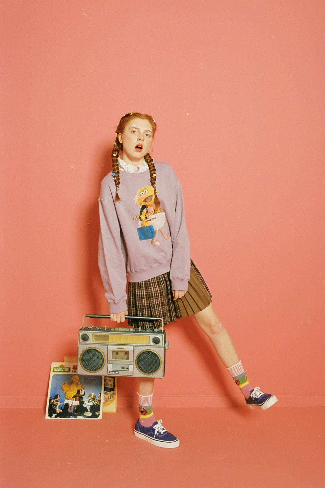 用 Authentic 演绎可爱童真,塔卡沙 TYAKASHA x 芝麻街 Lookbook-Vans爱好者