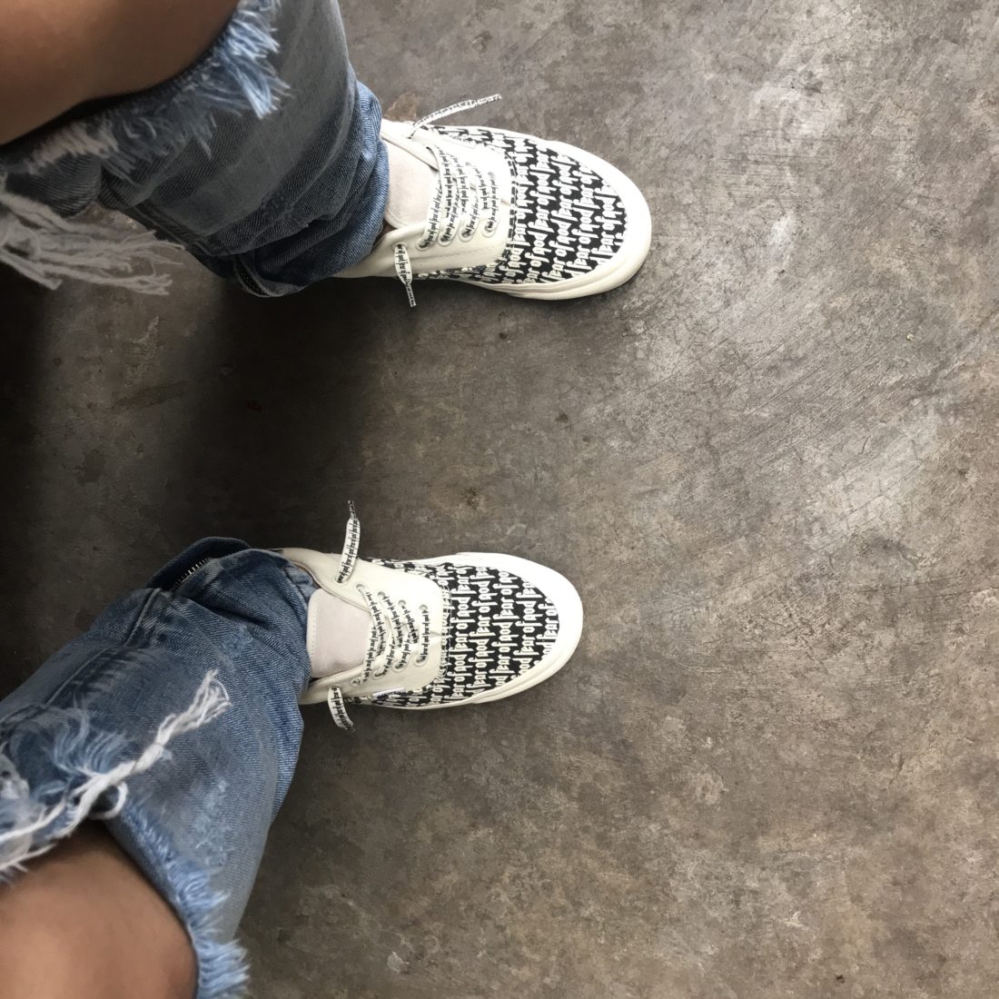 上脚照 WDYWT | 不怕告诉你！我穿 Vans 走遍海角天涯！-Vans爱好者
