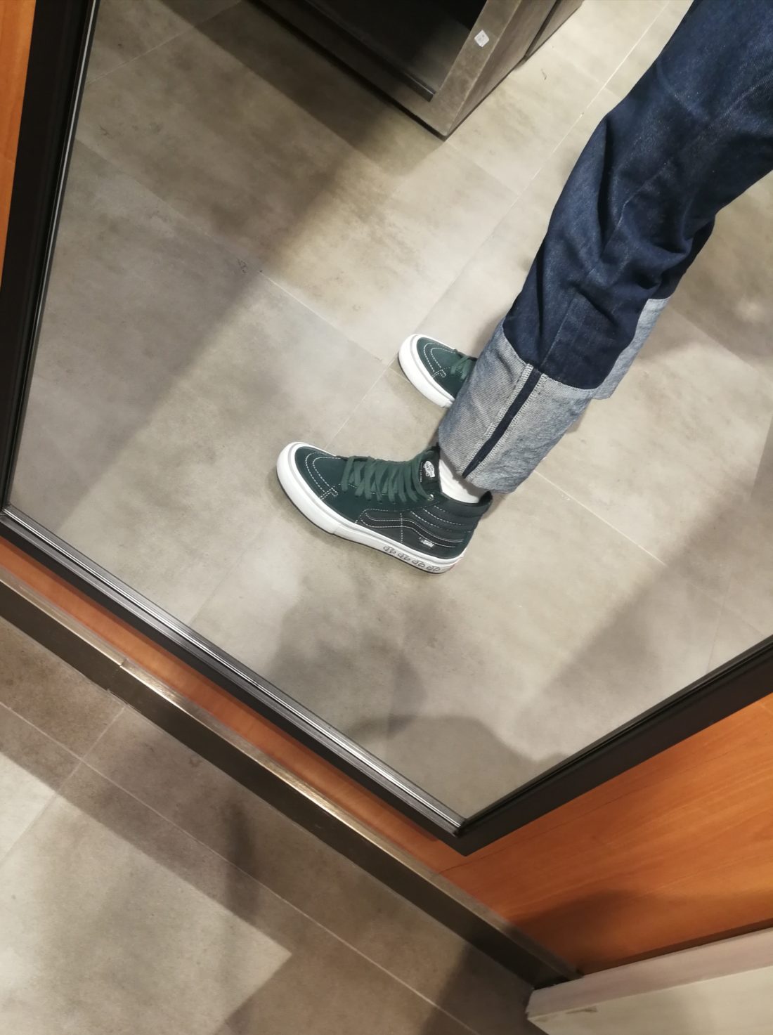 上脚照 WDYWT | 不怕告诉你！我穿 Vans 走遍海角天涯！-Vans爱好者