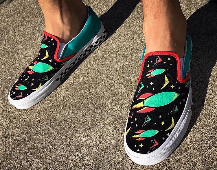 上脚照 WDYWT | 春节前一大波 Vans 上脚,每一双都让你眼前一亮!-Vans爱好者