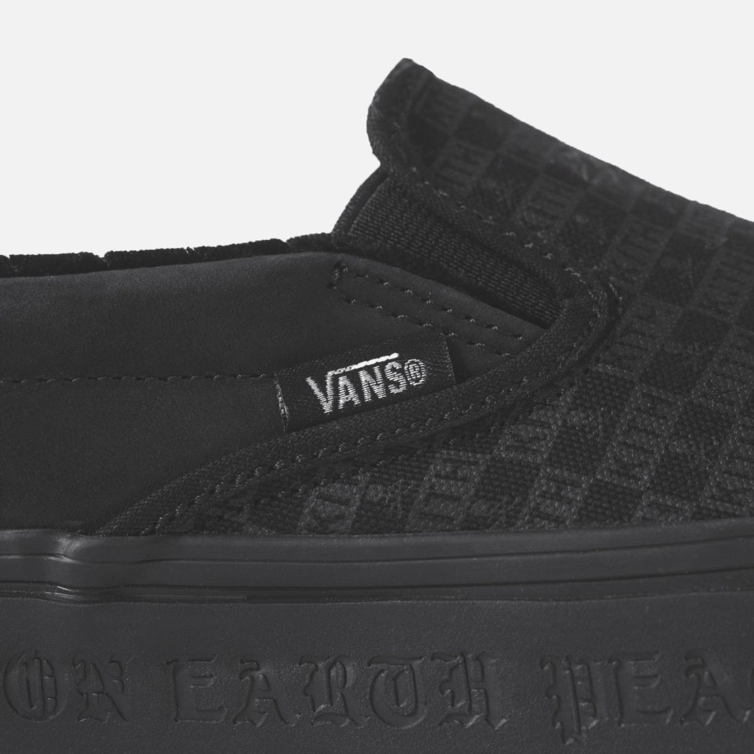详览 | KITH x mastermind WORLD x Vans Vault 三方联名-Vans爱好者