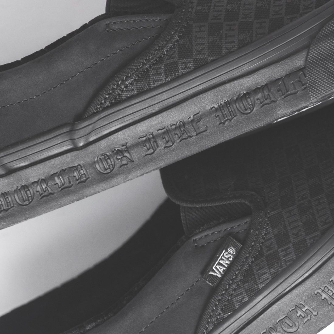 详览 | KITH x mastermind WORLD x Vans Vault 三方联名-Vans爱好者
