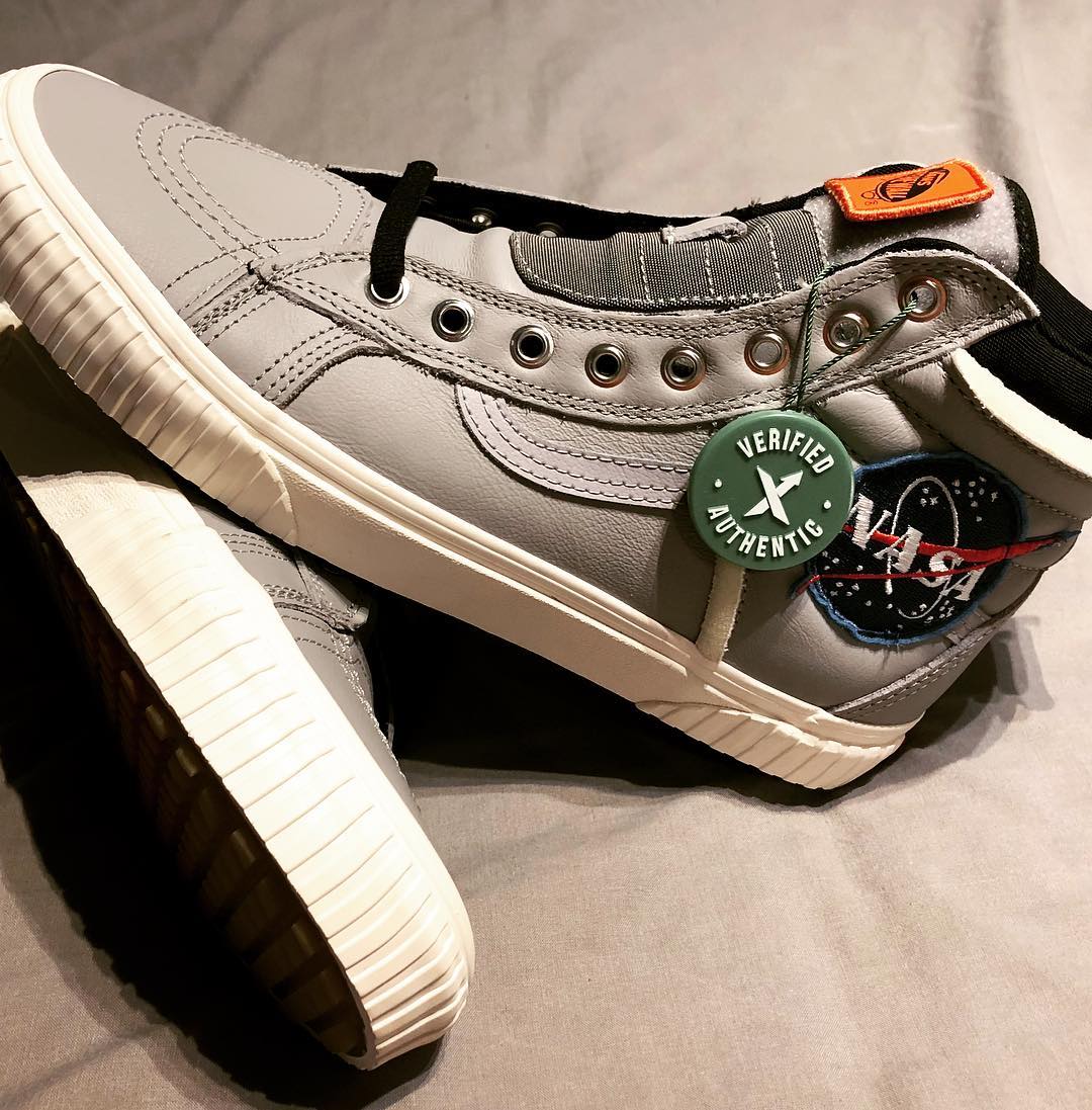 Complexcon 独家发售:NASA x Vans Sk8-Hi 46 MTE DX 联名鞋款-Vans爱好者
