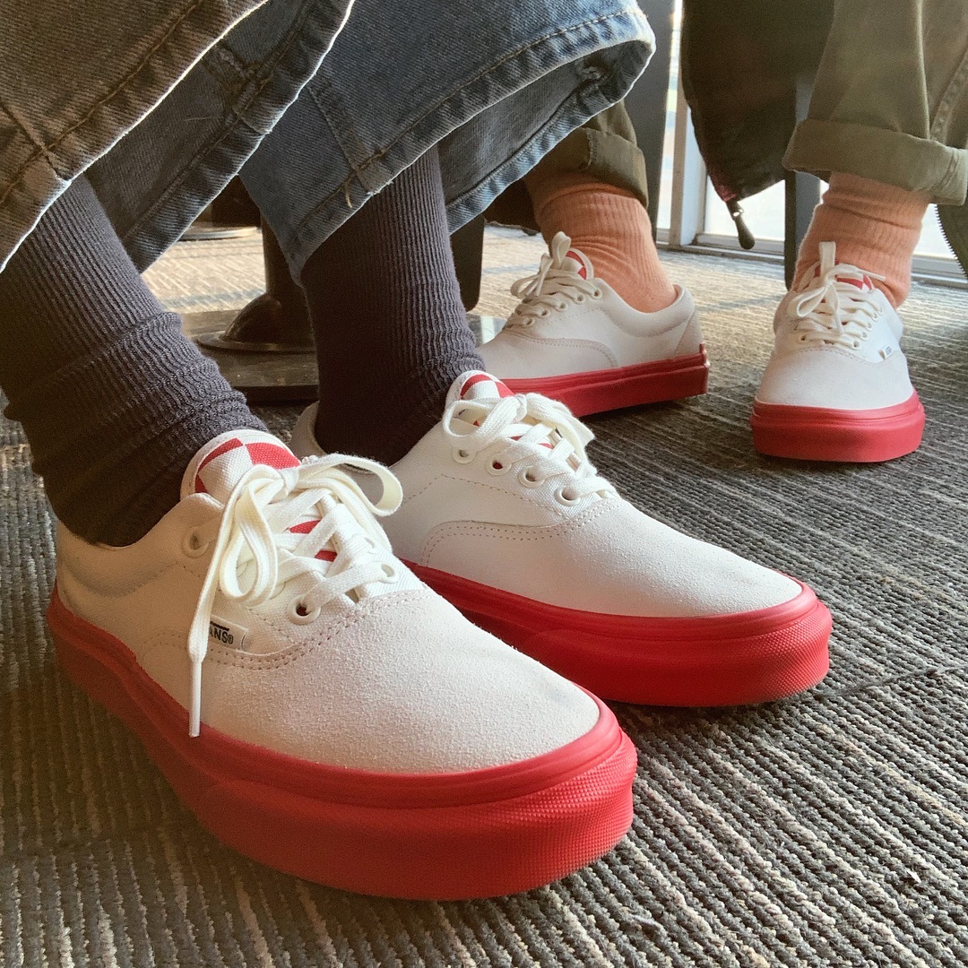 上脚照 WDYWT | 春节前一大波 Vans 上脚,每一双都让你眼前一亮!-Vans爱好者