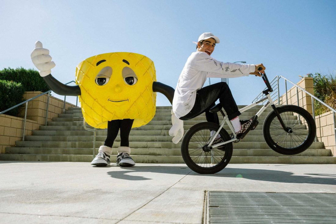 Vans 为 BMX 职业骑手 Kevin Peraza 推出 Old Skool Pro BMX 全新鞋款-Vans爱好者