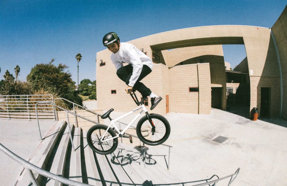 Vans 为 BMX 职业骑手 Kevin Peraza 推出 Old Skool Pro BMX 全新鞋款-Vans爱好者