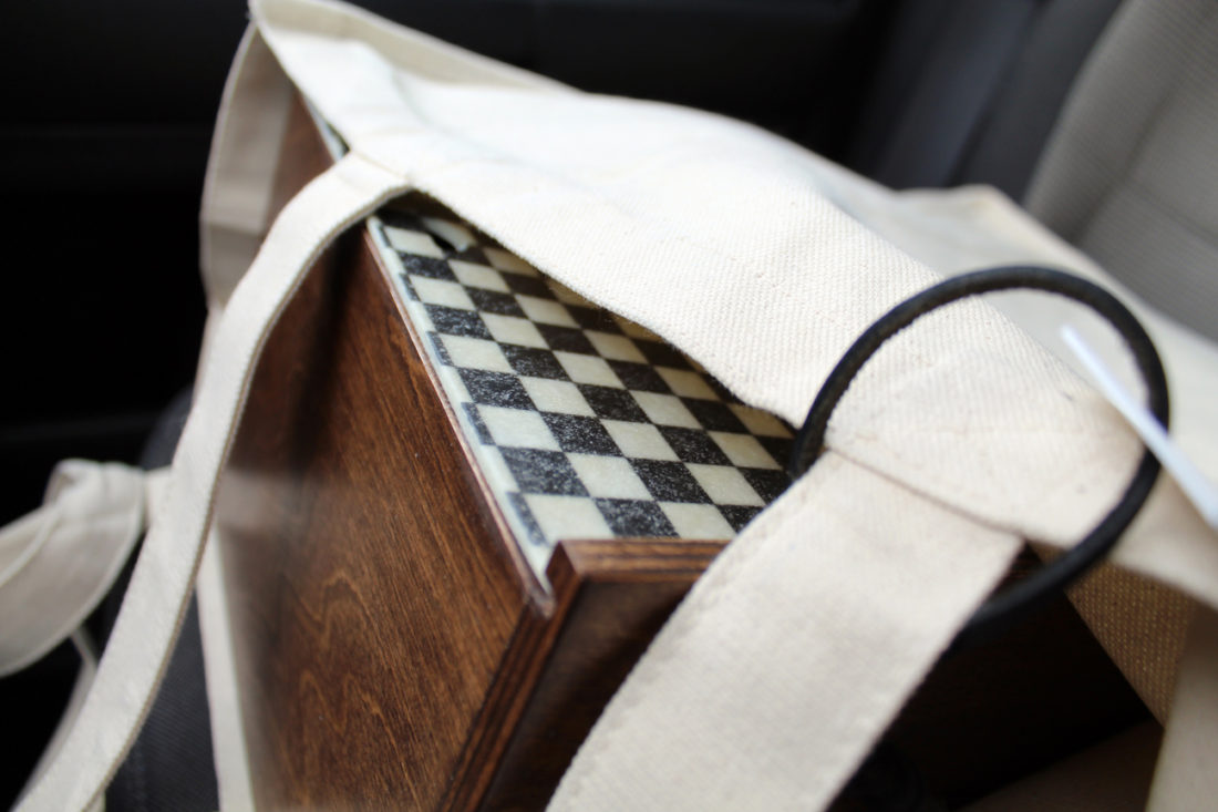 特别企划 | 亲眼见证 Modernica x Vans Vault 联名椅的诞生-Vans爱好者