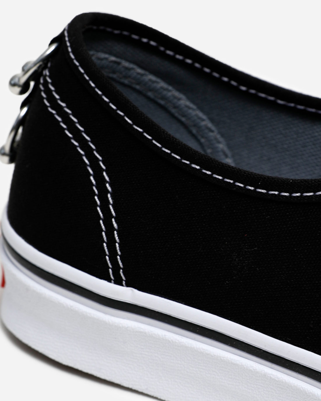 Ashley Williams x Vans 联名系列-Vans爱好者