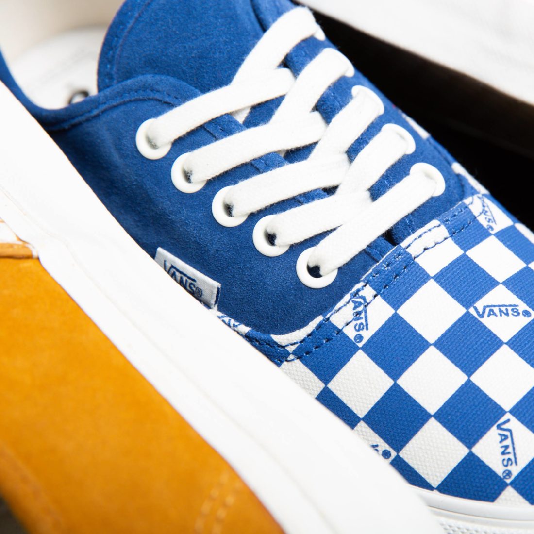 独家预览 | Vans Vault OG Authentic LX 2019 春季系列-Vans爱好者
