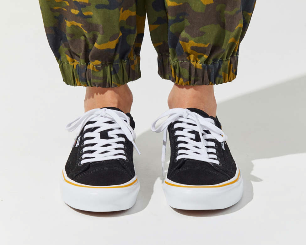 Urban Outfitters x Vans