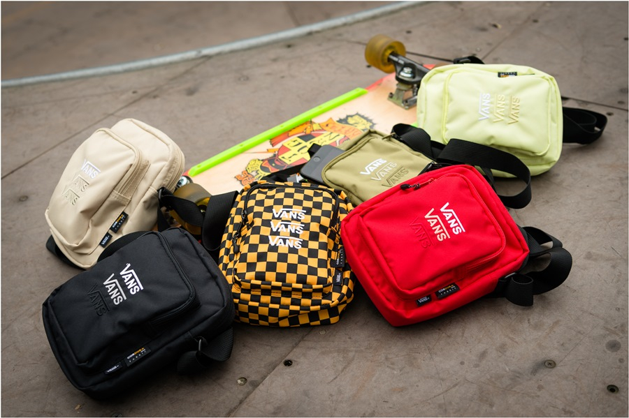 台湾限定,Vans Crossbody Bag 复古斜挎包-Vans爱好者