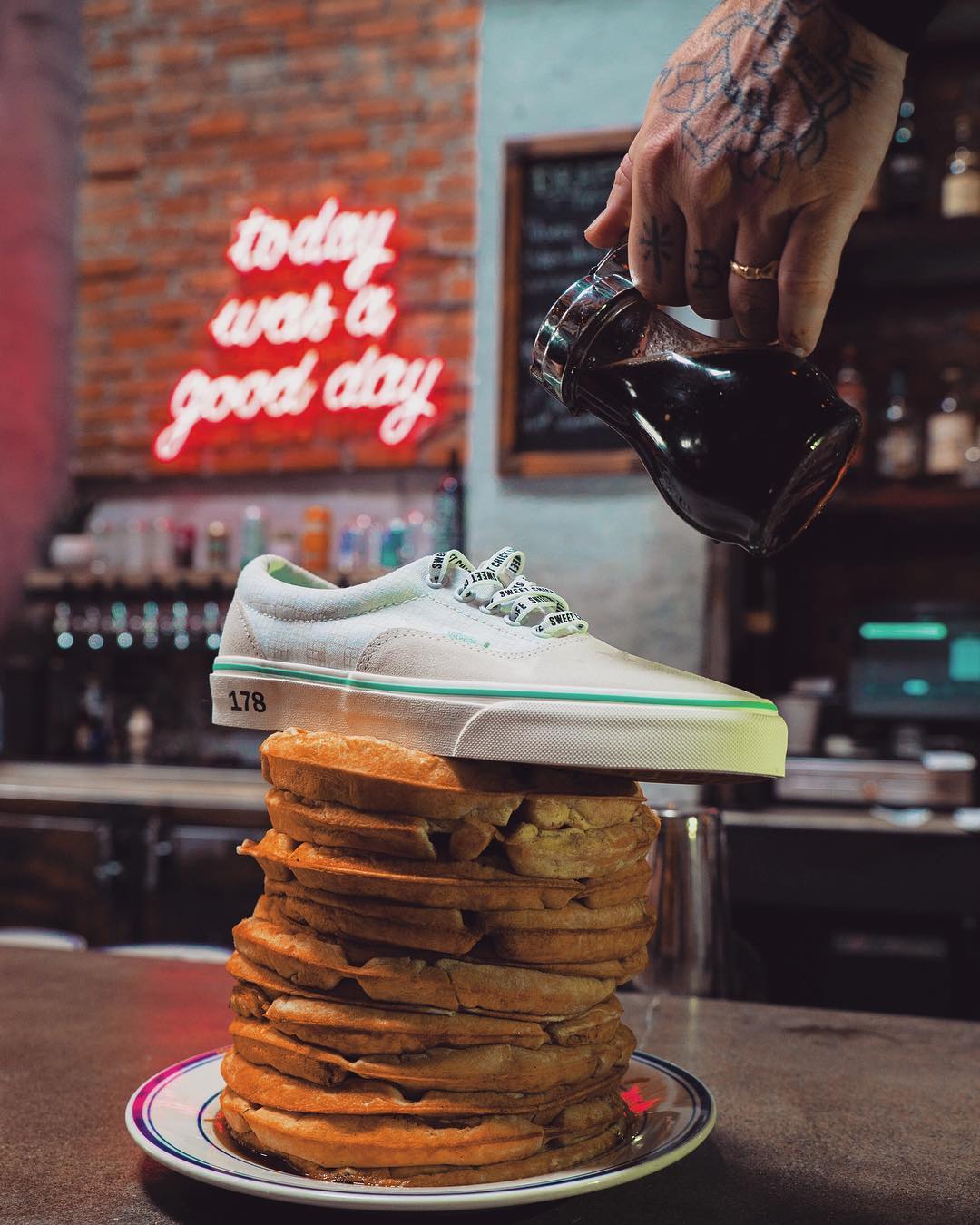 Sweet Chick x Vans