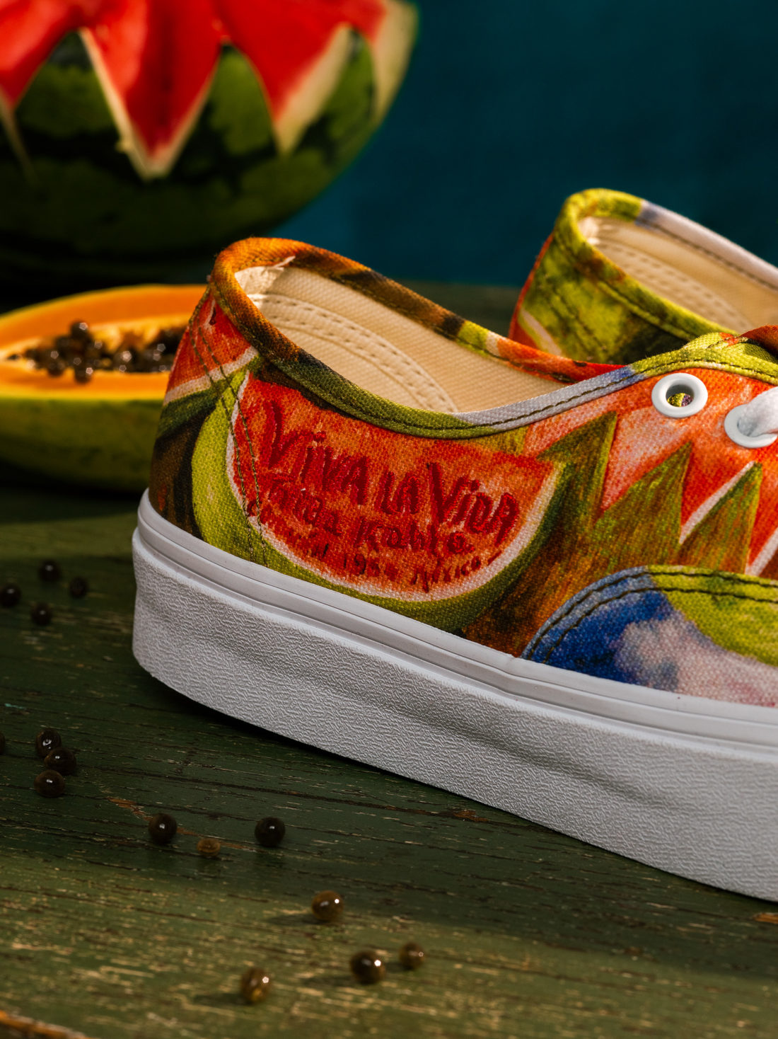 墨西哥画家 Frida Kahlo x Vans Vault 2019 联名系列-Vans爱好者