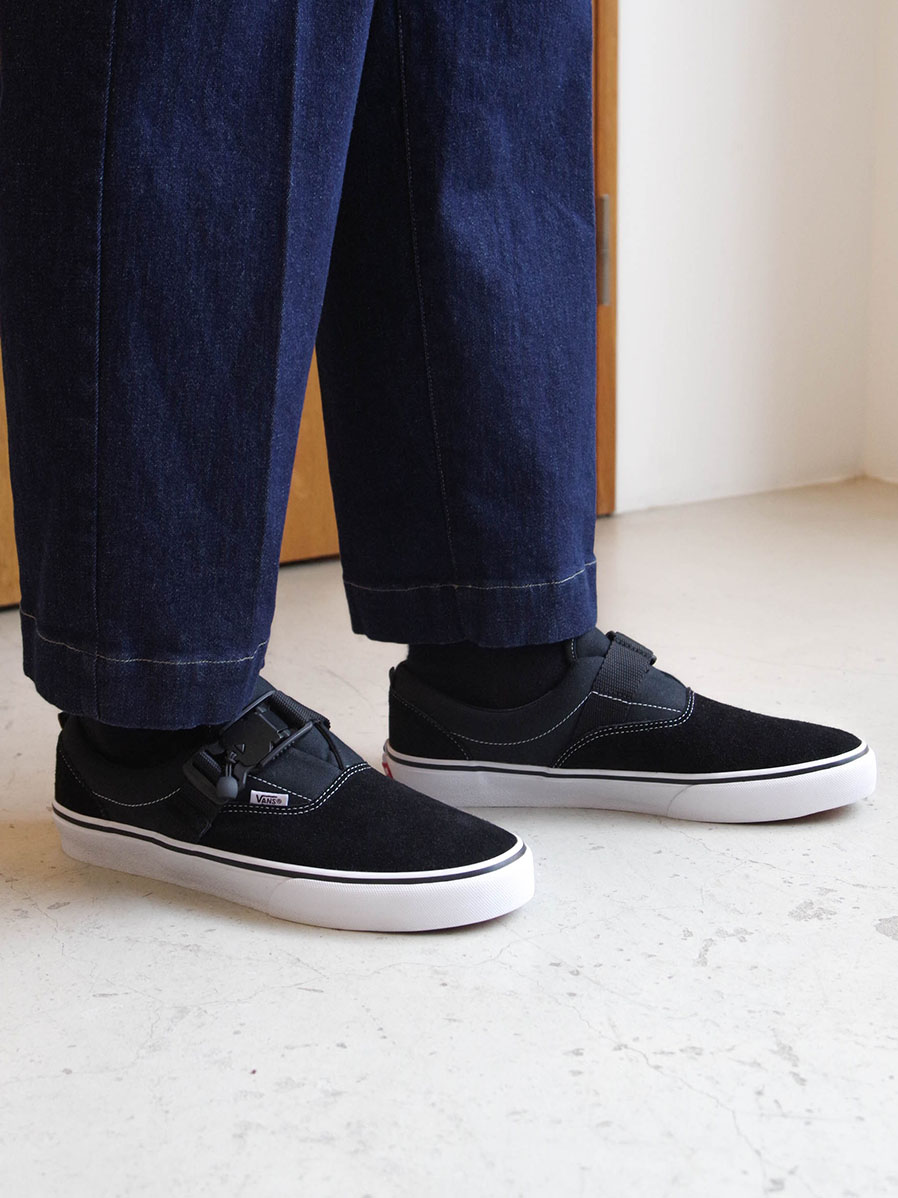 Alexander Lee Chang x Vans Era 免系带联名鞋款-Vans爱好者